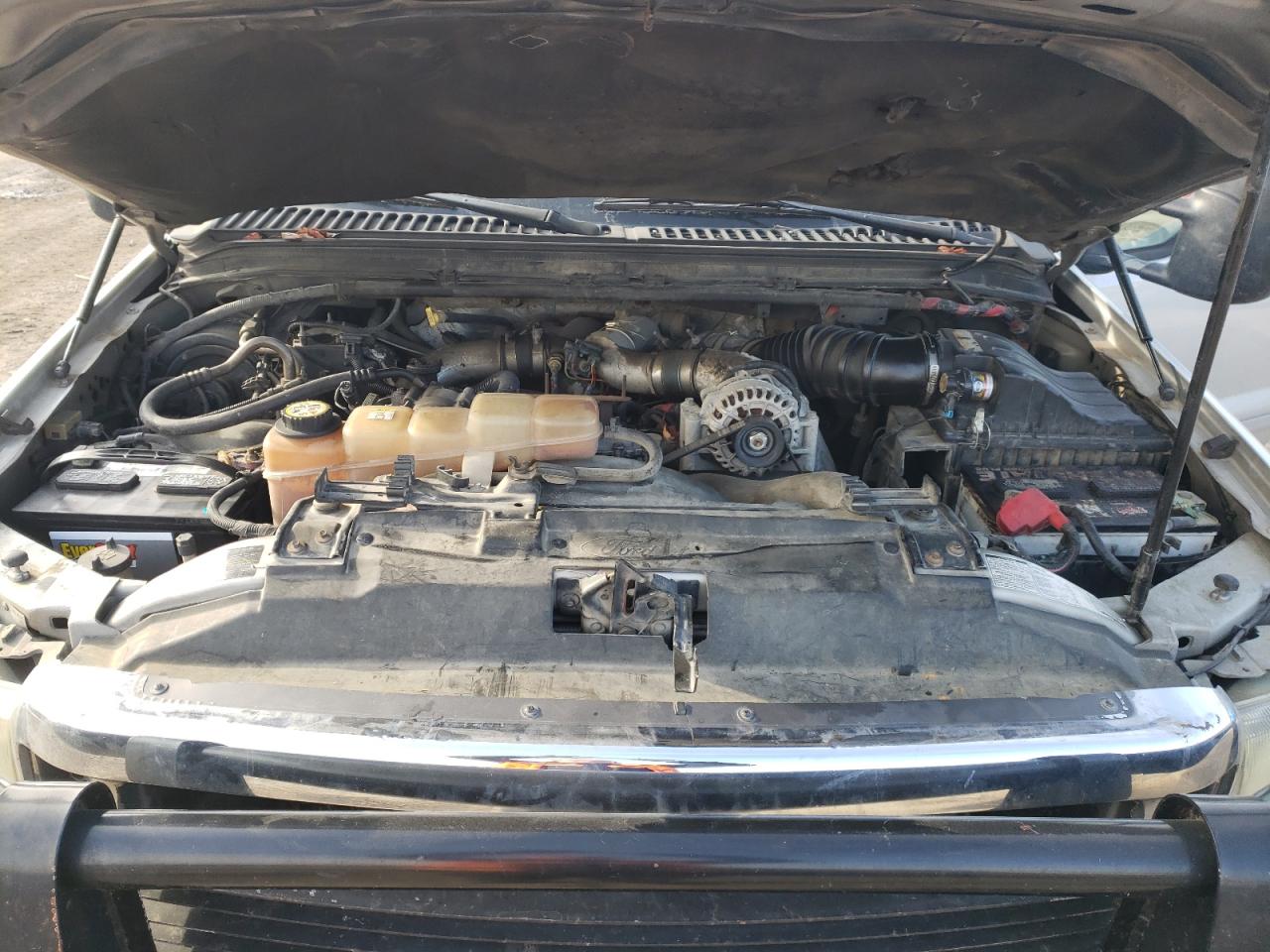 2003 Ford F350 VIN 1FTSW31F63EA58469 Copart auction photo, vandalism / minor dent/scratches damage thumbnail 11