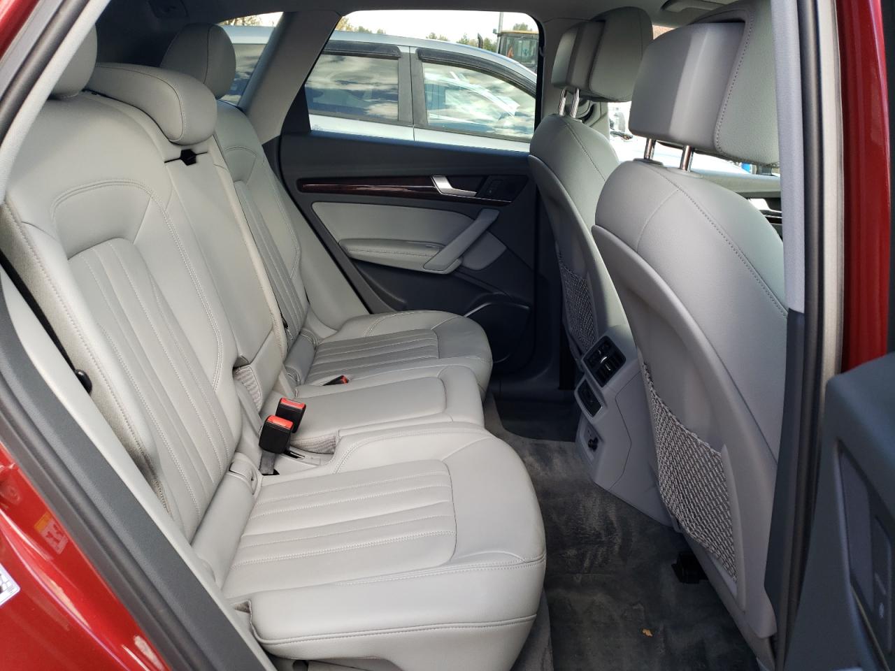 2020 Audi Q5 VIN WA1BNAFY3L2044977 Copart auction photo, side / minor dent/scratches damage thumbnail 10