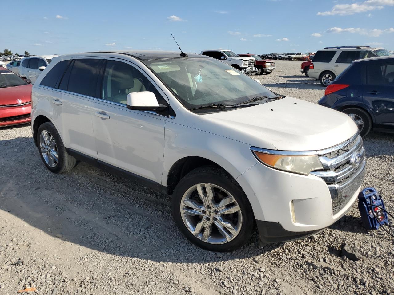 2011 Ford Edge VIN 2FMDK3KC0BBA26437 Copart auction photo, front end / side damage thumbnail 4