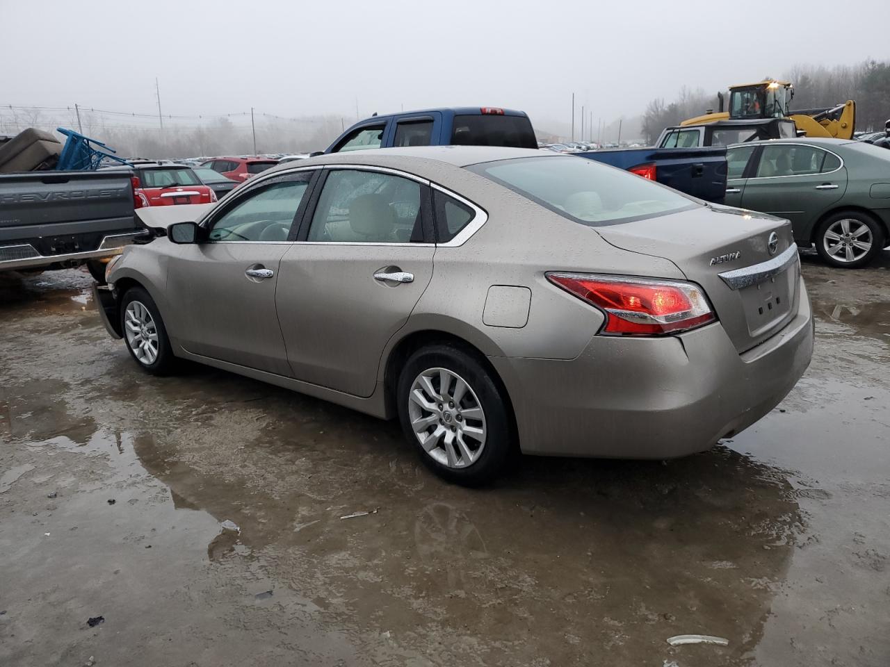 2015 Nissan Altima VIN 1N4AL3AP8FN310164 Copart auction photo, front end damage thumbnail 2