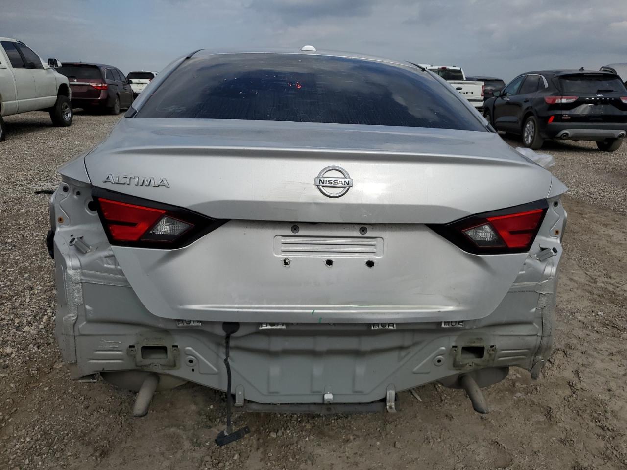2020 Nissan Altima VIN 1N4BL4BV6LC260881 Copart auction photo, front end / rear end damage thumbnail 6