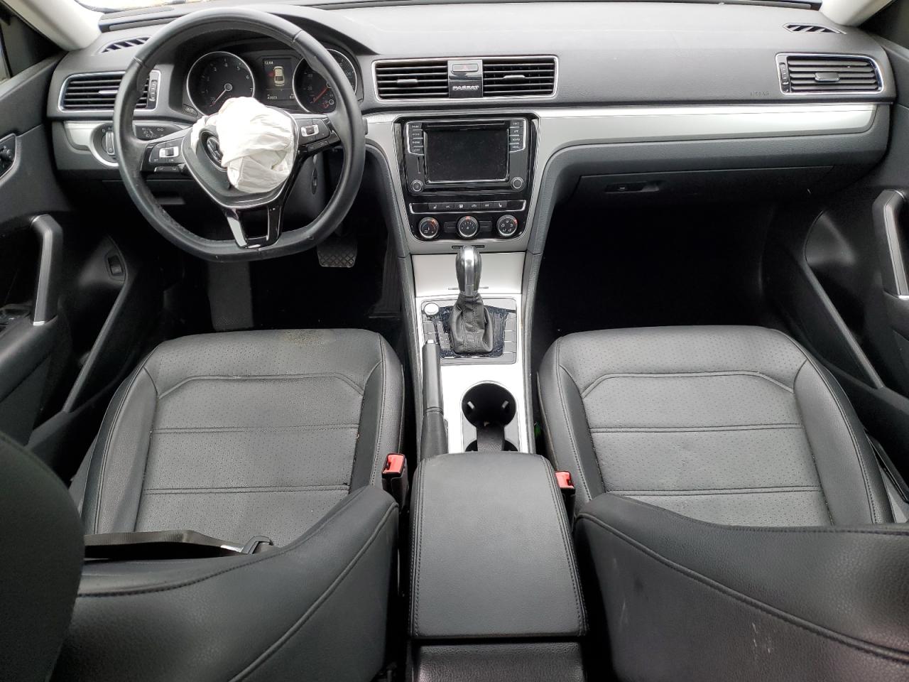 2019 Volkswagen Passat VIN 1VWLA7A30KC013616 Copart auction photo, front end / side damage thumbnail 8