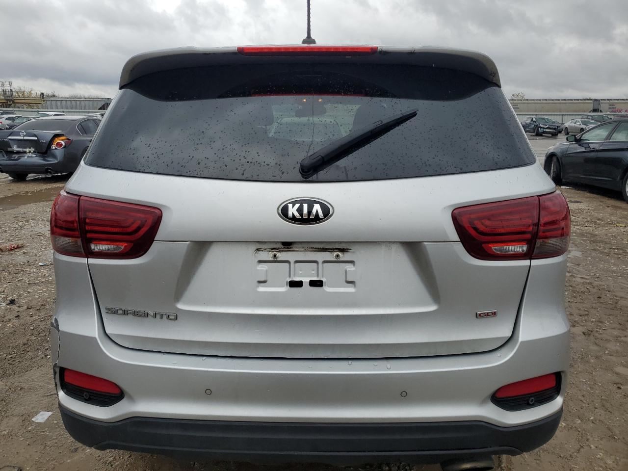 2020 KIA Sorento VIN 5XYPGDA31LG620977 Copart auction photo, all over damage thumbnail 6
