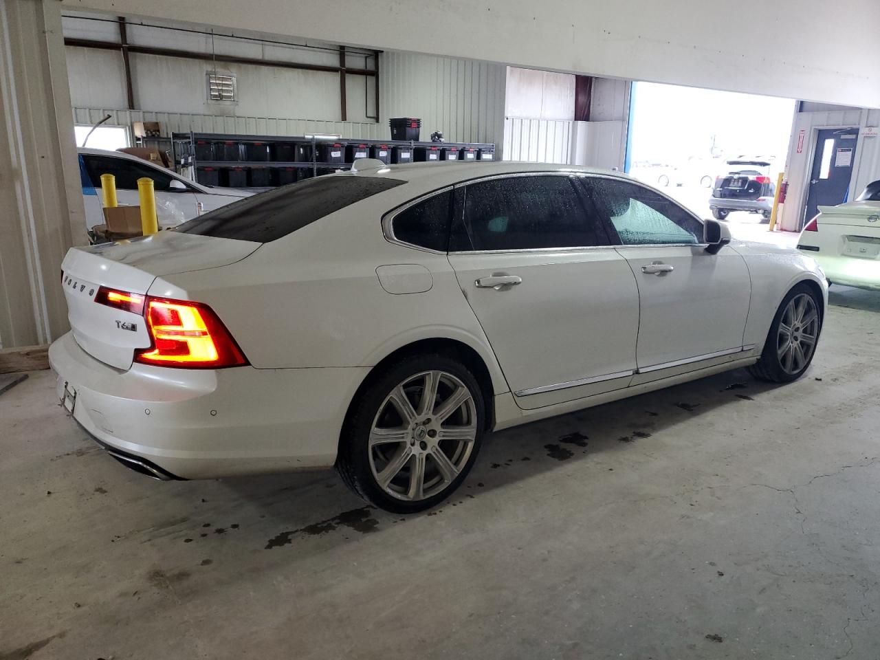 2018 Volvo S90 VIN LVY992ML1JP020191 Copart auction photo, front end damage thumbnail 3