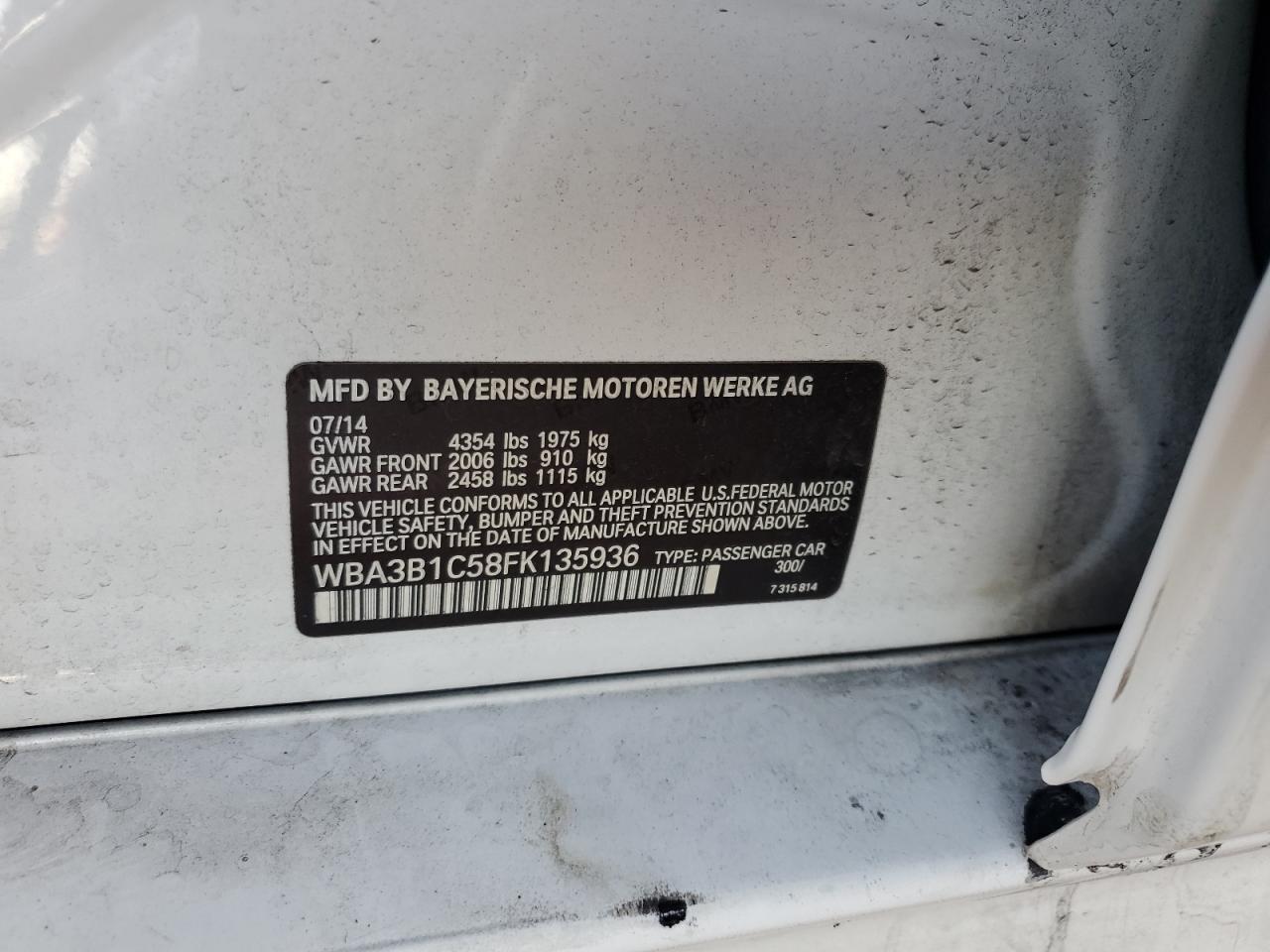 2015 BMW 3er VIN WBA3B1C58FK135936 Copart auction photo, burn damage thumbnail 12