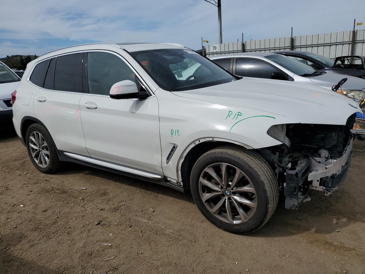 2019 BMW X3 VIN 5UXTR7C50KLF26327 Copart auction photo, front end damage thumbnail 4