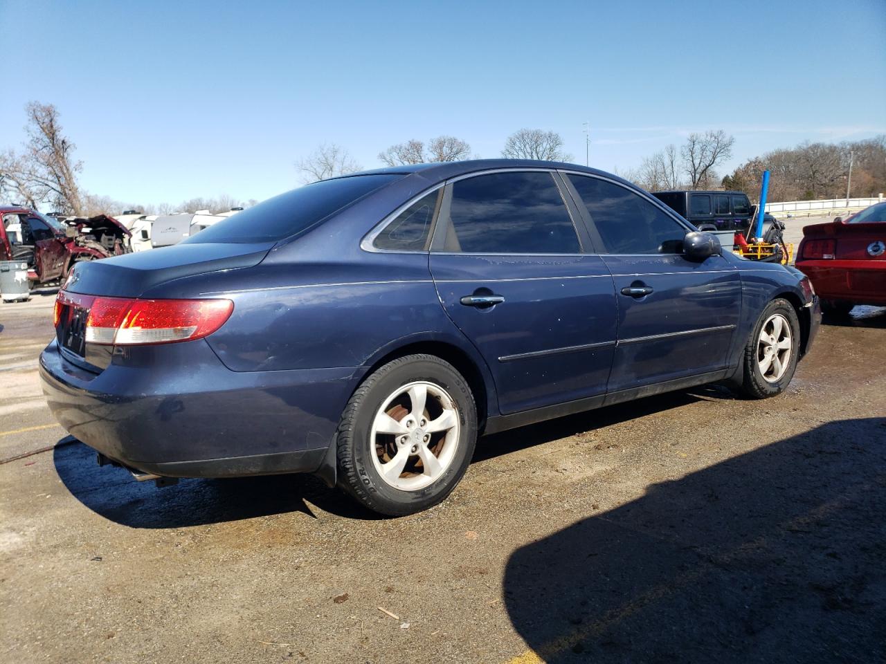 2006 Hyundai Azera VIN KMHFC46F76A069190 Copart auction photo, burn - engine / burn - interior damage thumbnail 3