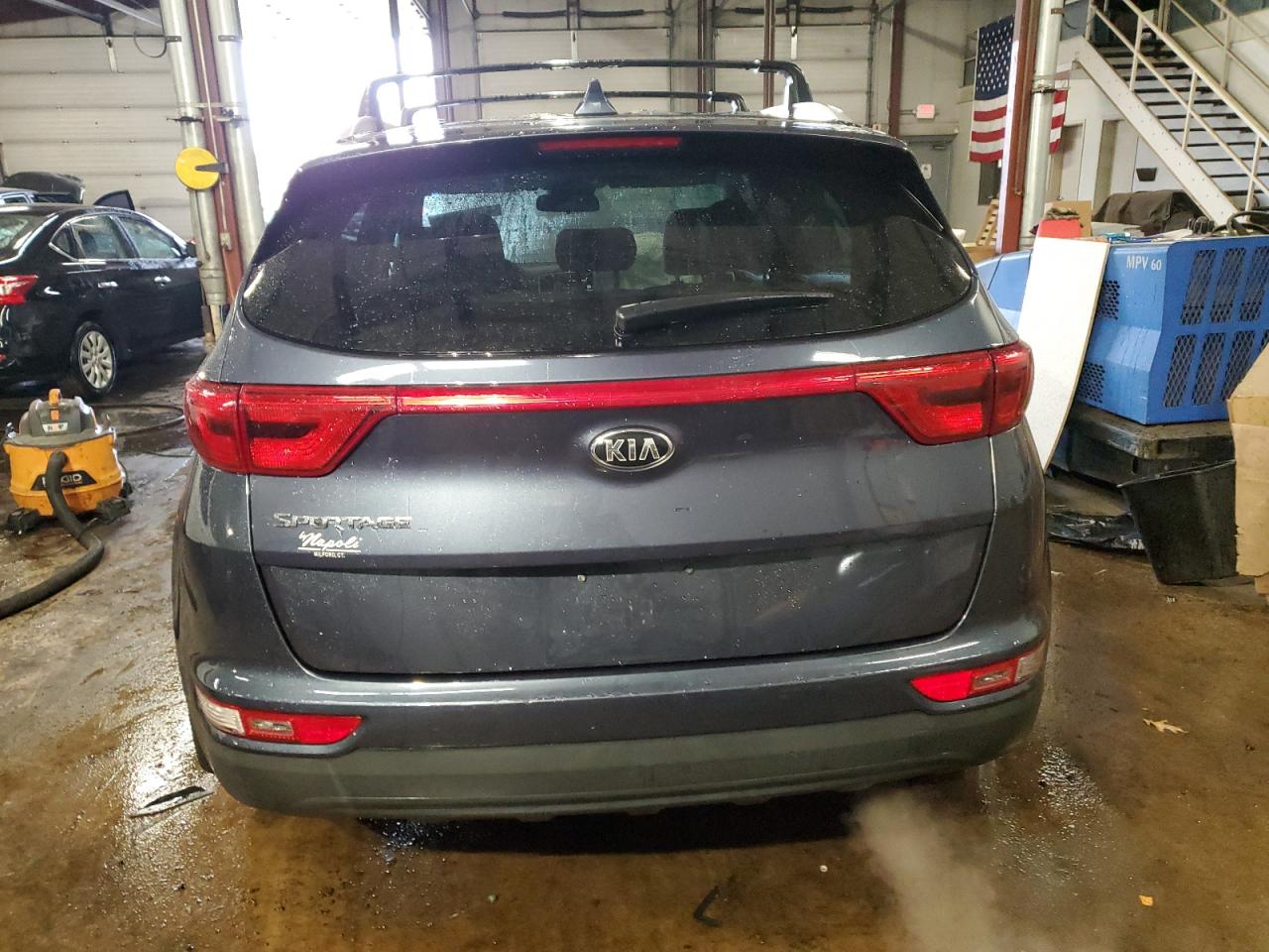 2019 KIA Sportage VIN KNDPMCAC8K7528599 Copart auction photo, front end / minor dent/scratches damage thumbnail 6