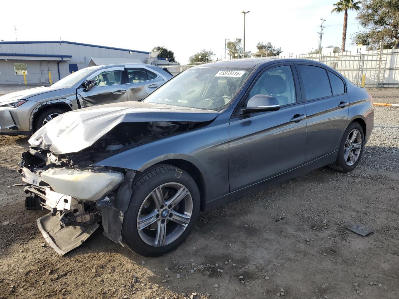 2013 BMW 3er VIN WBA3C1G57DNR44332