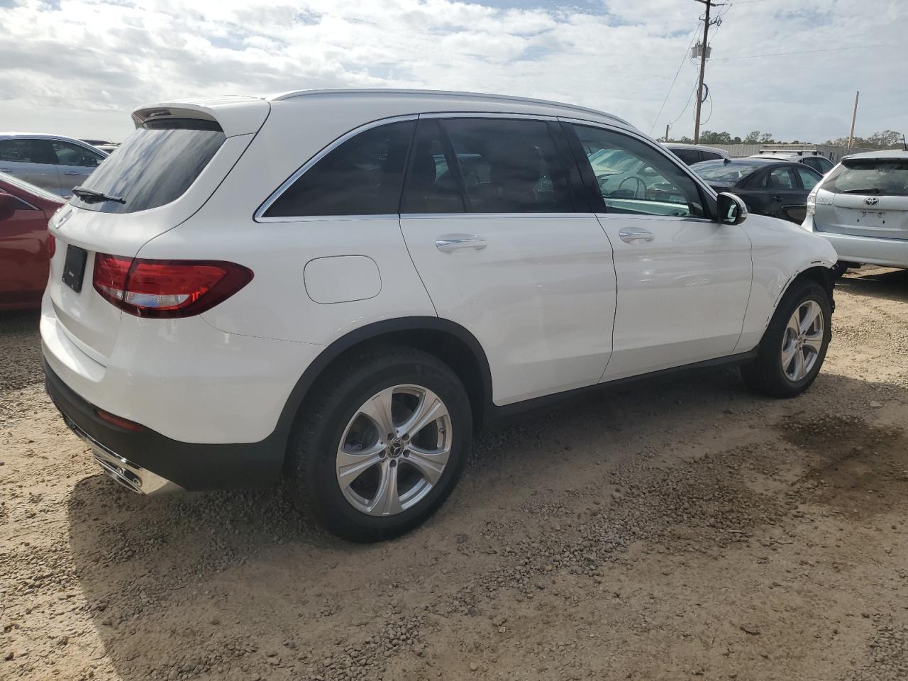 2018 Mercedes-Benz GLC VIN WDC0G4JB0JV037678 Copart auction photo, front end damage thumbnail 3
