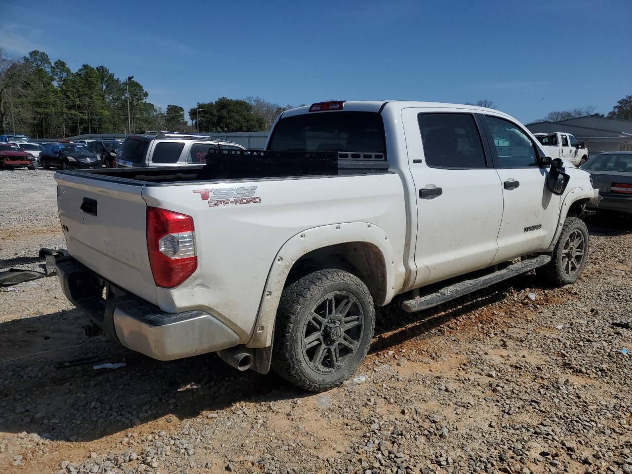2018 Toyota Tundra VIN 5TFDW5F13JX730748 Copart auction photo, front end damage thumbnail 3