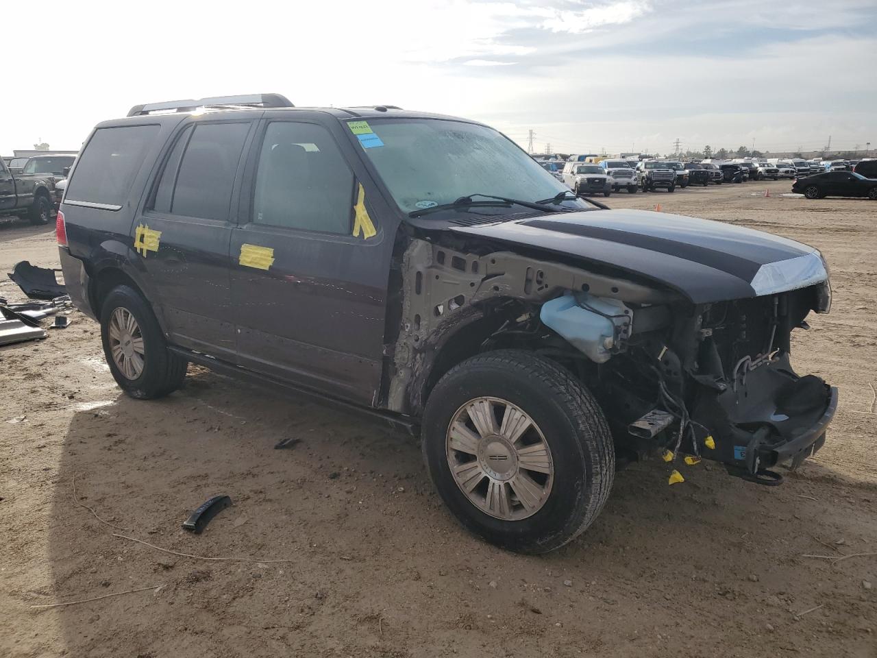 2014 Lincoln Navigator VIN 5LMJJ2H51EEL00520 Copart auction photo, all over / minor dent/scratches damage thumbnail 4