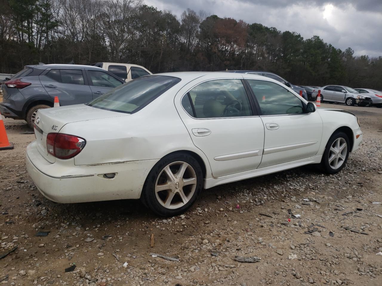 2003 Infiniti I VIN JNKDA31A03T110085 Copart auction photo, front end / minor dent/scratches damage thumbnail 3