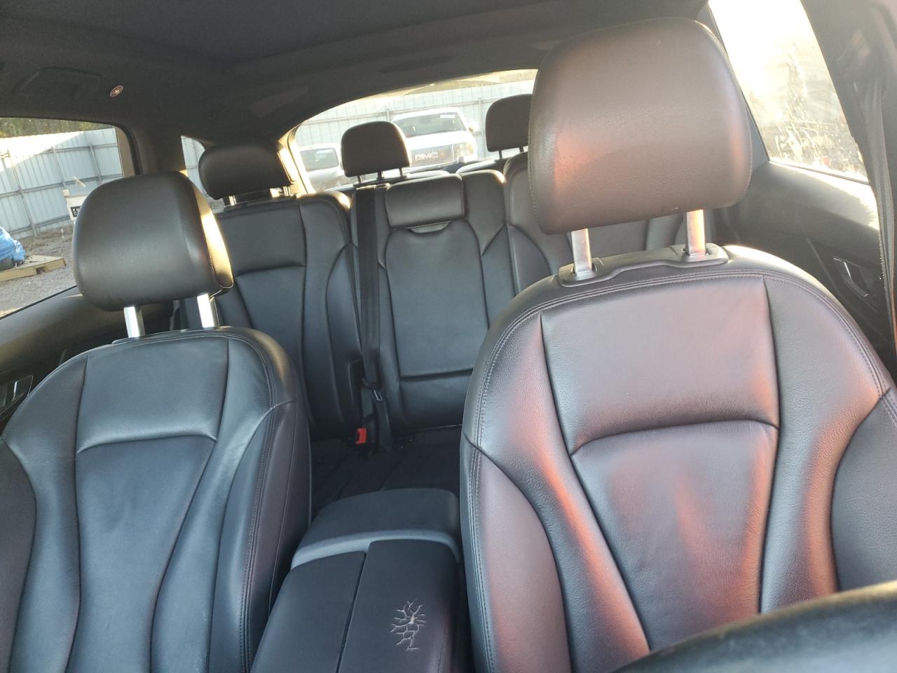 2017 Audi Q7 VIN WA1LAAF78HD030656 Copart auction photo, undercarriage damage thumbnail 10