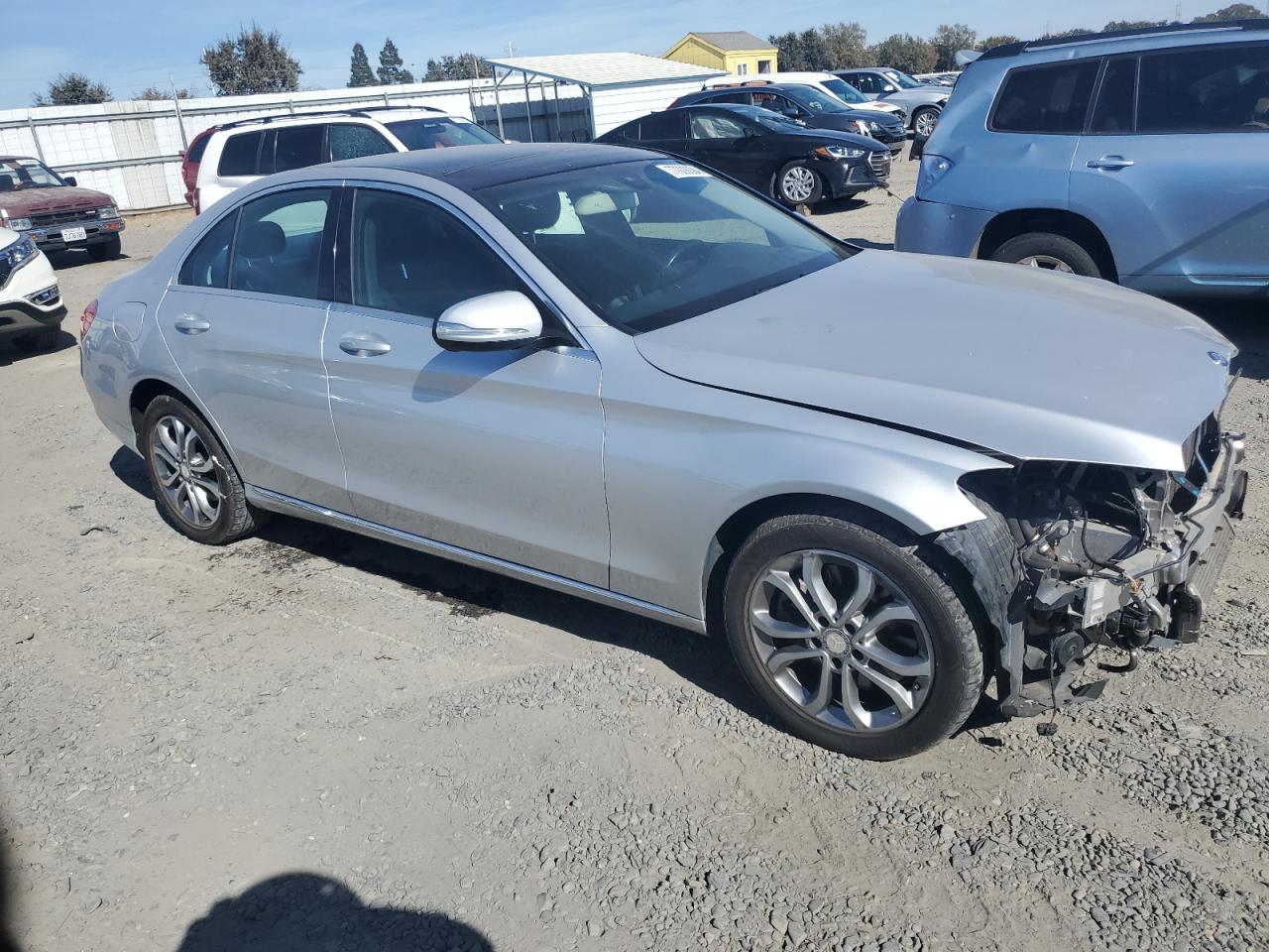 2015 Mercedes-Benz C-klasse VIN 55SWF4KB4FU030741 Copart auction photo, front end damage thumbnail 4
