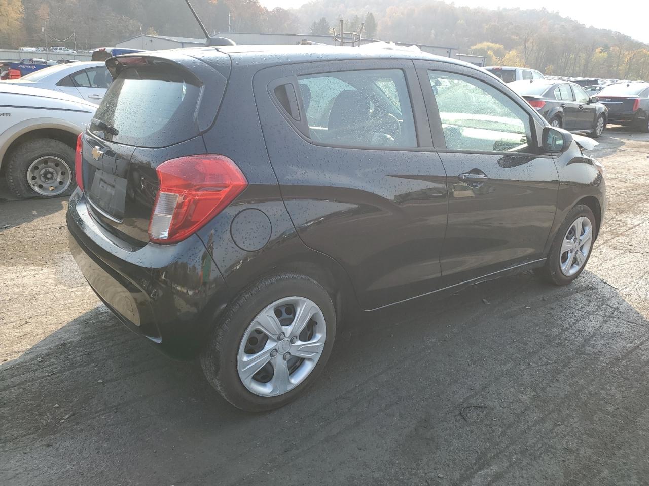 2019 Chevrolet Spark VIN KL8CB6SA6KC737195 Copart auction photo, front end / side damage thumbnail 3
