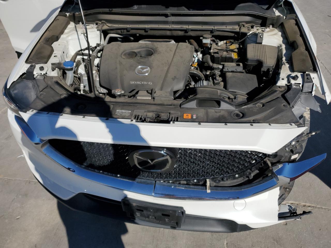 2020 Mazda CX-5 VIN JM3KFADM7L0846051 Copart auction photo, front end damage thumbnail 12