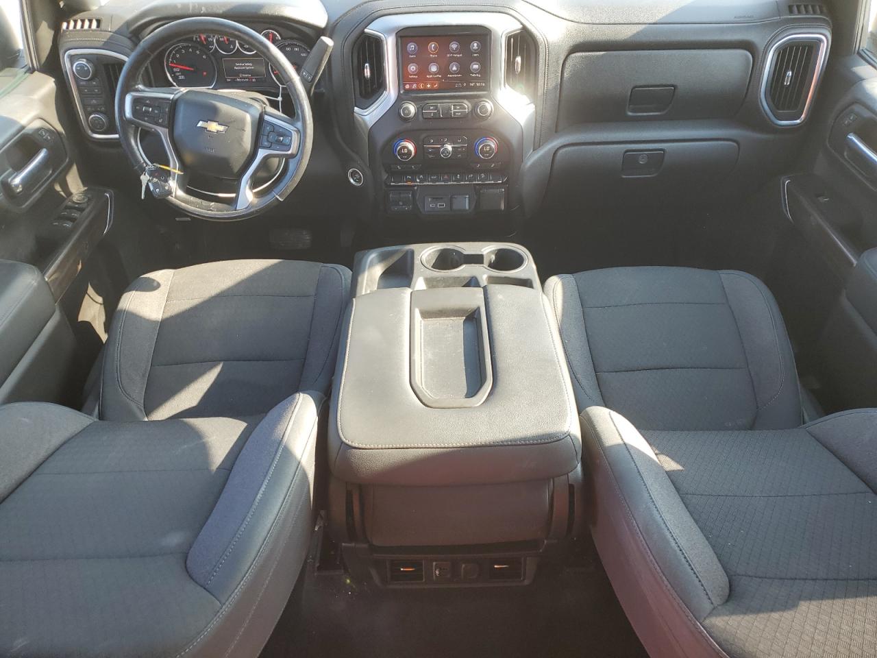 2019 Chevrolet Silverado VIN 3GCUYDED6KG219587 Copart auction photo, side / minor dent/scratches damage thumbnail 8