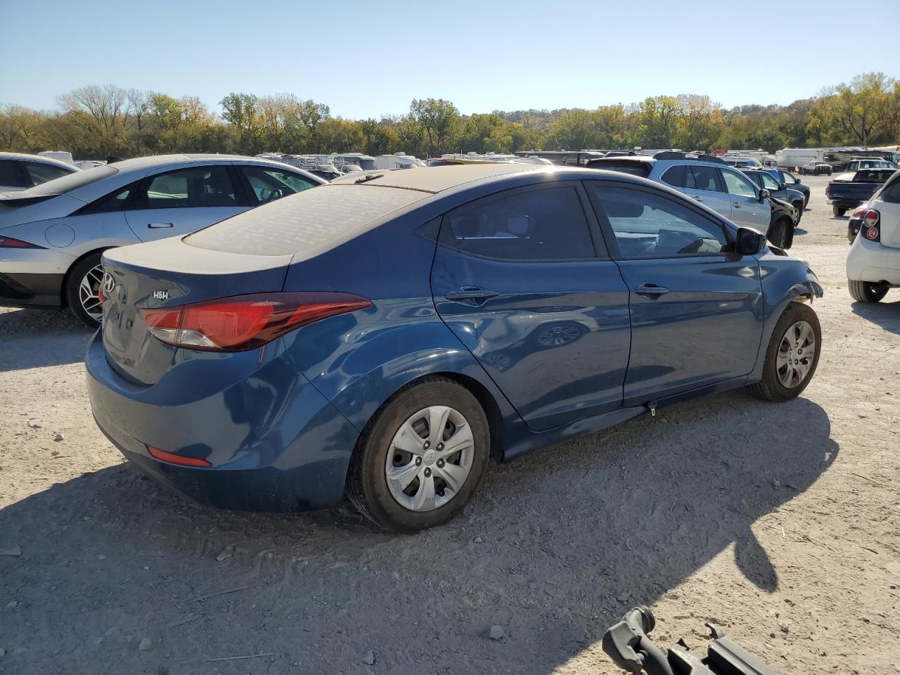 2016 Hyundai Elantra VIN KMHDH4AE0GU618056 Copart auction photo, front end damage thumbnail 3