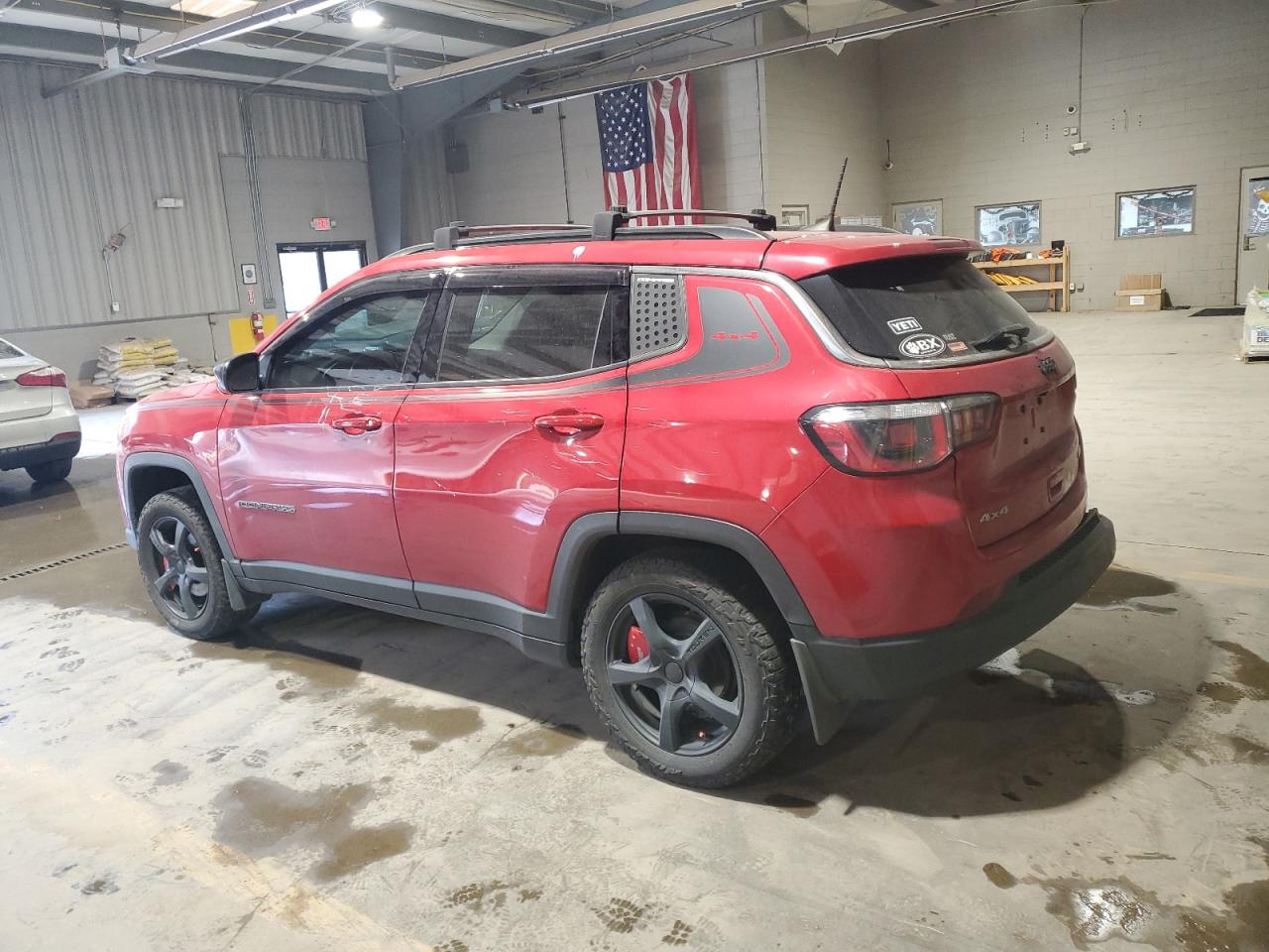 2018 Jeep Compass VIN 3C4NJDBB7JT456543 Copart auction photo, side damage thumbnail 2