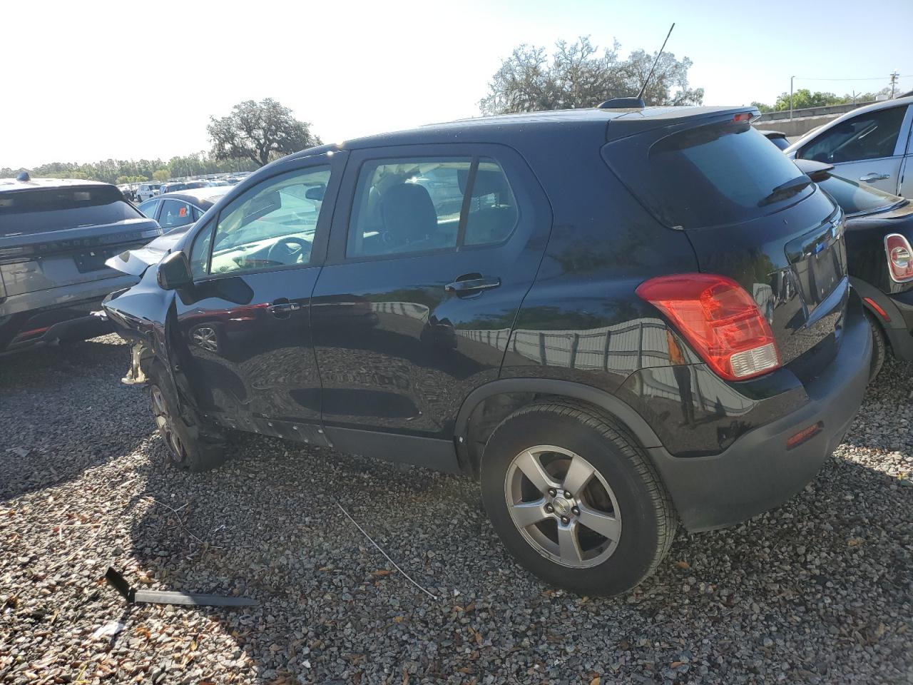 2015 Chevrolet Trax VIN KL7CJPSB4FB069222 Copart auction photo, front end / side damage thumbnail 2