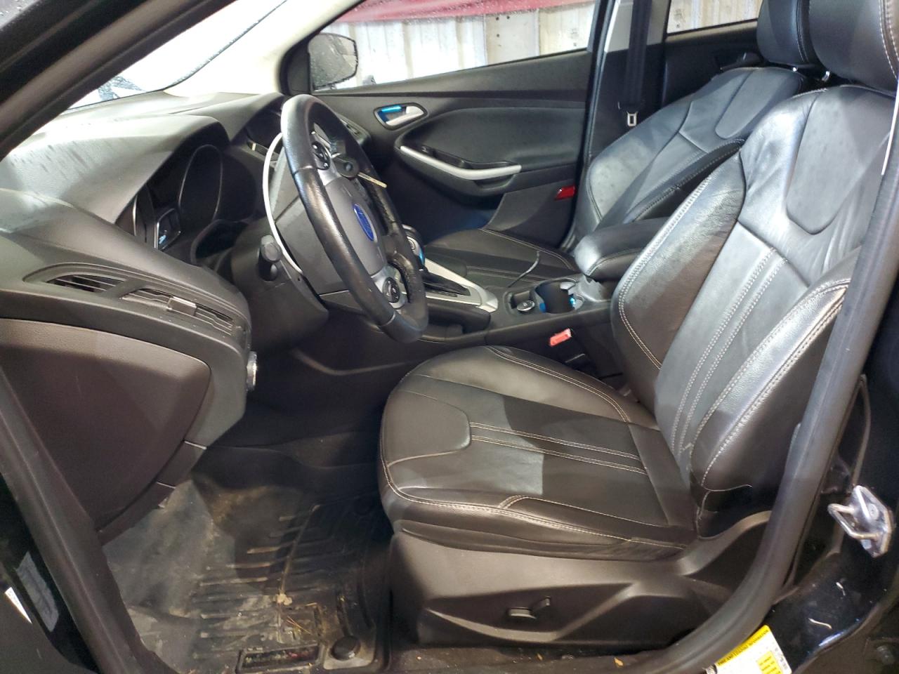 2014 Ford Focus VIN 1FADP3F2XEL415653 Copart auction photo, rear end / minor dent/scratches damage thumbnail 7