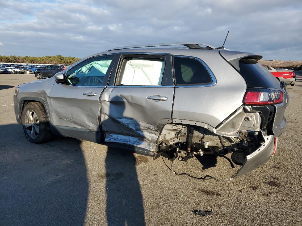 2019 Jeep Grand Cherokee VIN 1C4PJMDX2KD482069 Copart auction photo, rollover damage thumbnail 2