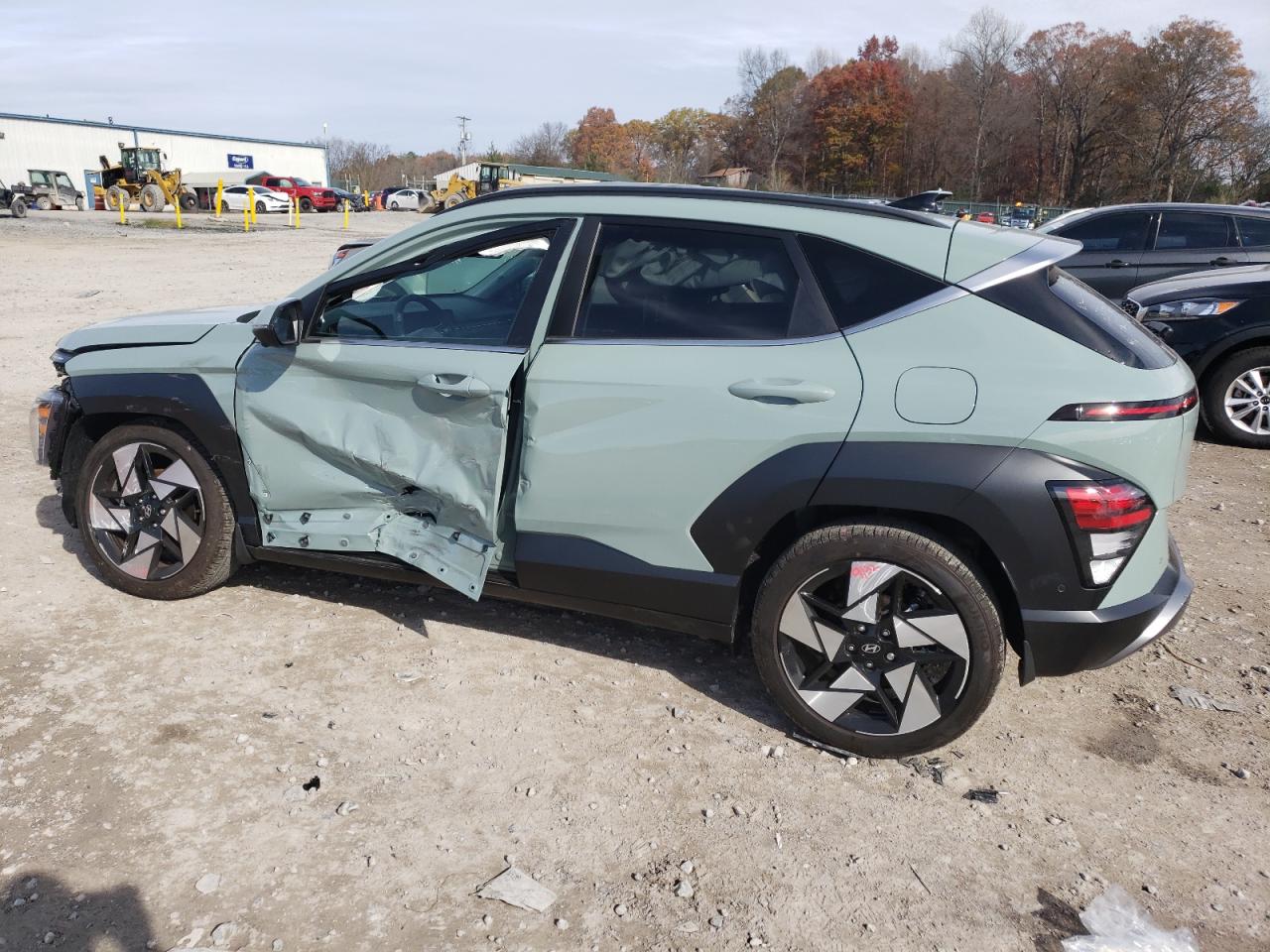 2024 Hyundai Kona VIN KM8HE3A33RU172166 Copart auction photo, front end / side damage thumbnail 2
