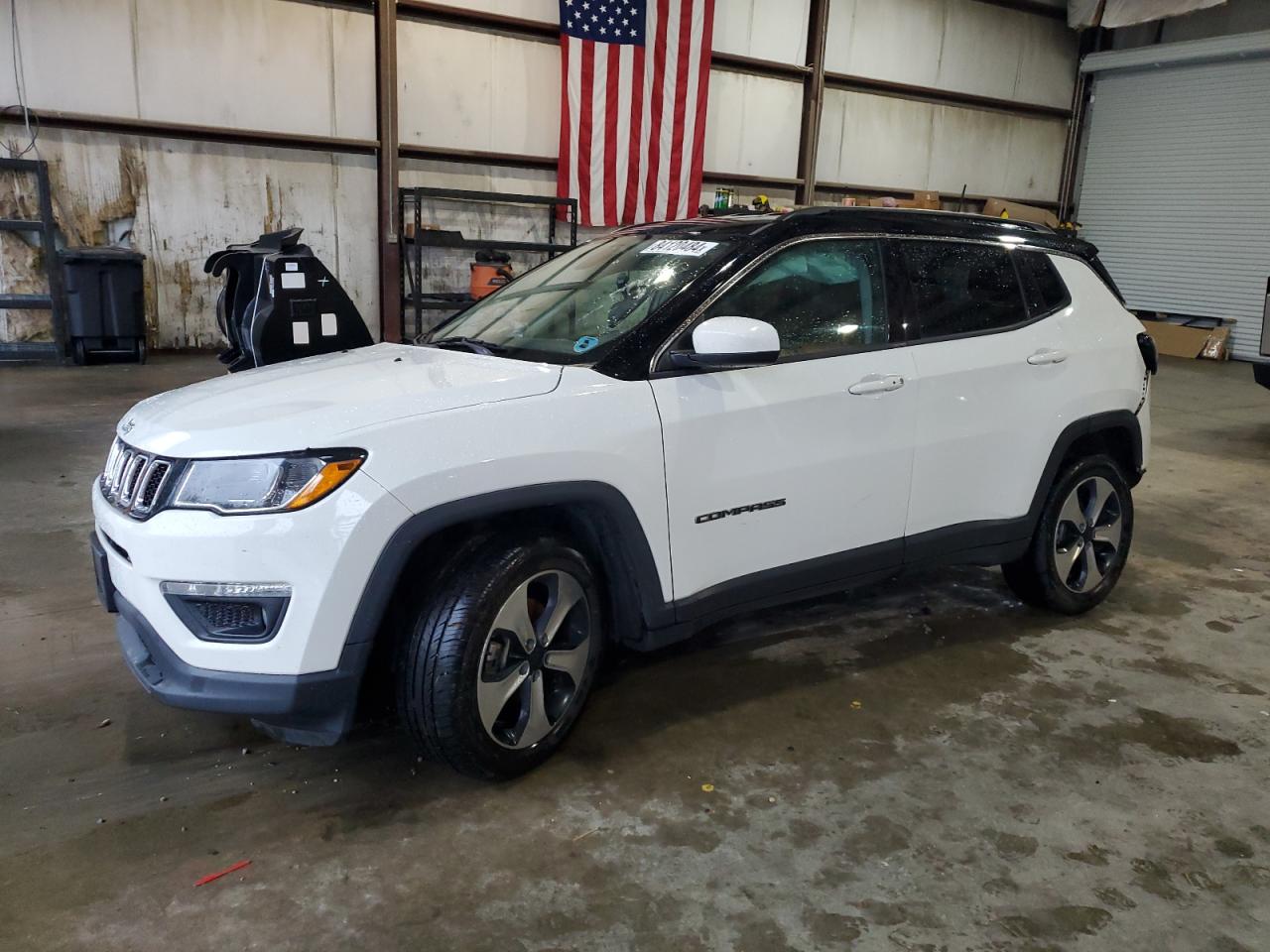 2018 Jeep Compass VIN 3C4NJDBB9JT281986