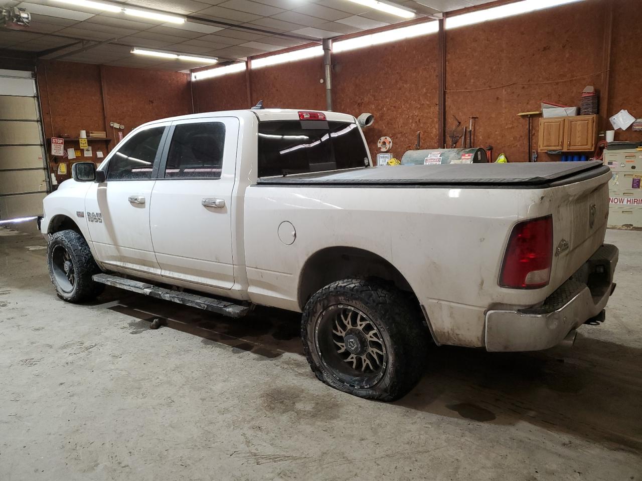 2018 RAM 1500 VIN 1C6RR7TT2JS154248 Copart auction photo, front end damage thumbnail 2
