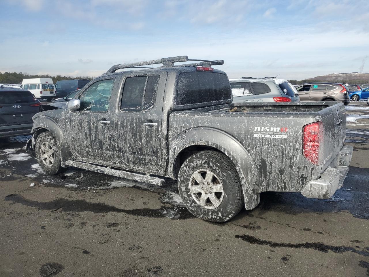 2005 Nissan Navara (Frontier) VIN 1N6AD07W75C441808 Copart auction photo, front end / minor dent/scratches damage thumbnail 2