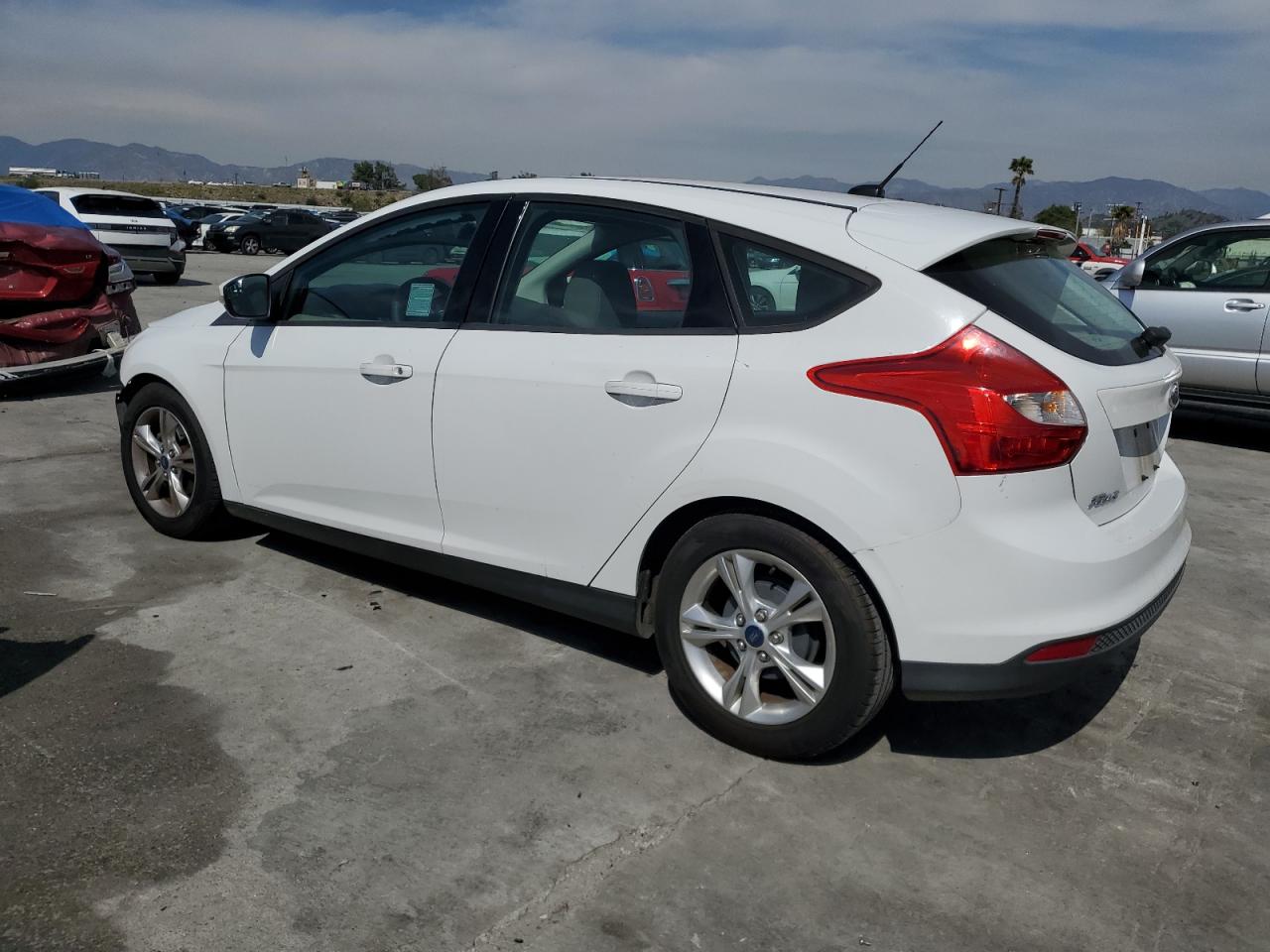 2014 Ford Focus VIN 1FADP3K24EL200551 Copart auction photo, front end damage thumbnail 2