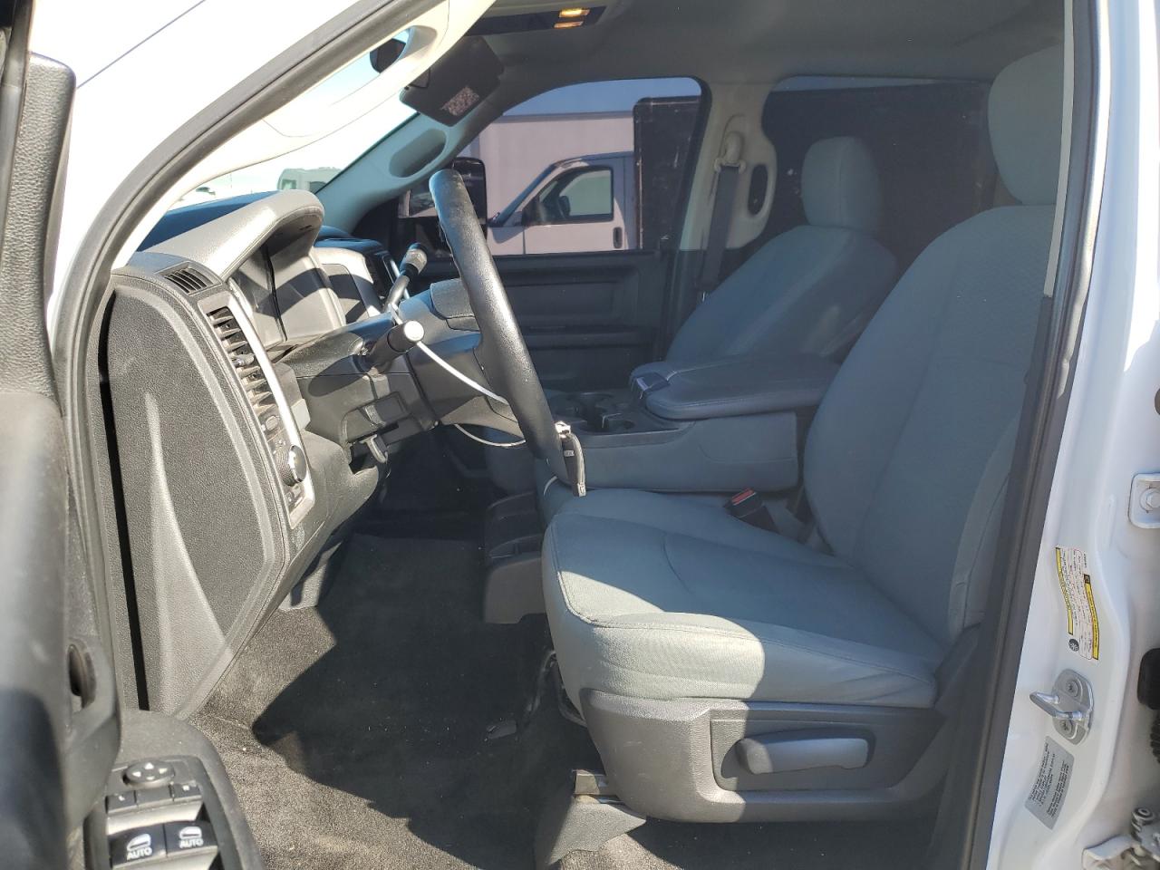 2017 RAM 3500 VIN 3C63RPGL4HG690202 Copart auction photo, rear end / front end damage thumbnail 7