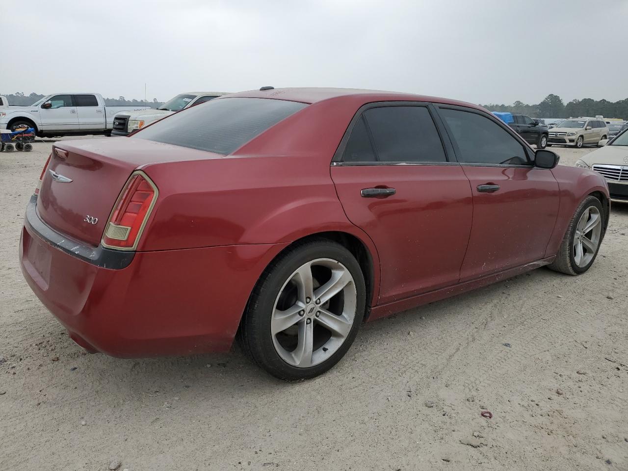 2012 Chrysler 300 VIN 2C3CCACG8CH169562 Copart auction photo, front end / minor dent/scratches damage thumbnail 3