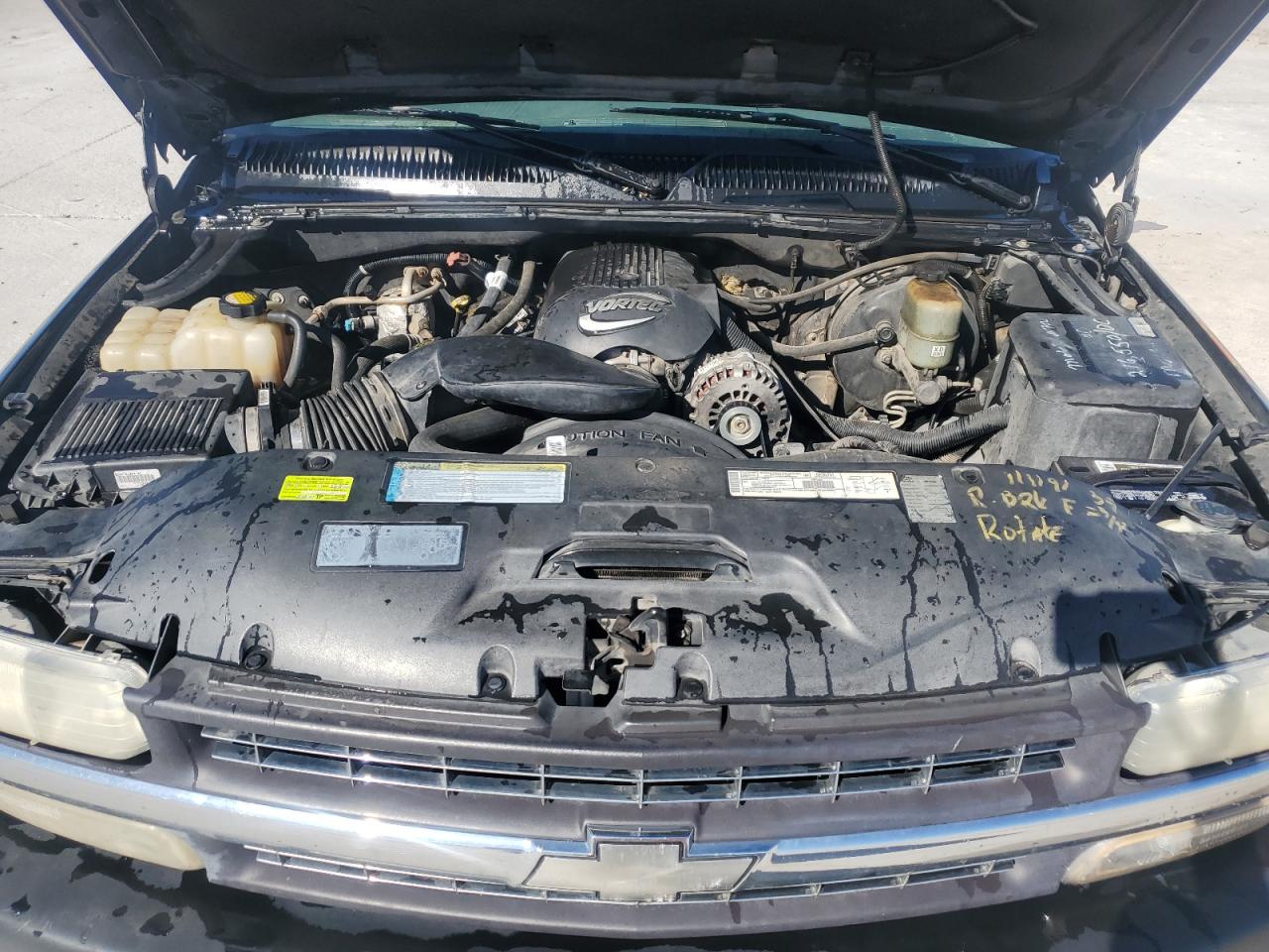 2001 Chevrolet Silverado VIN 2GCEC19T811255968 Copart auction photo, rear end damage thumbnail 11