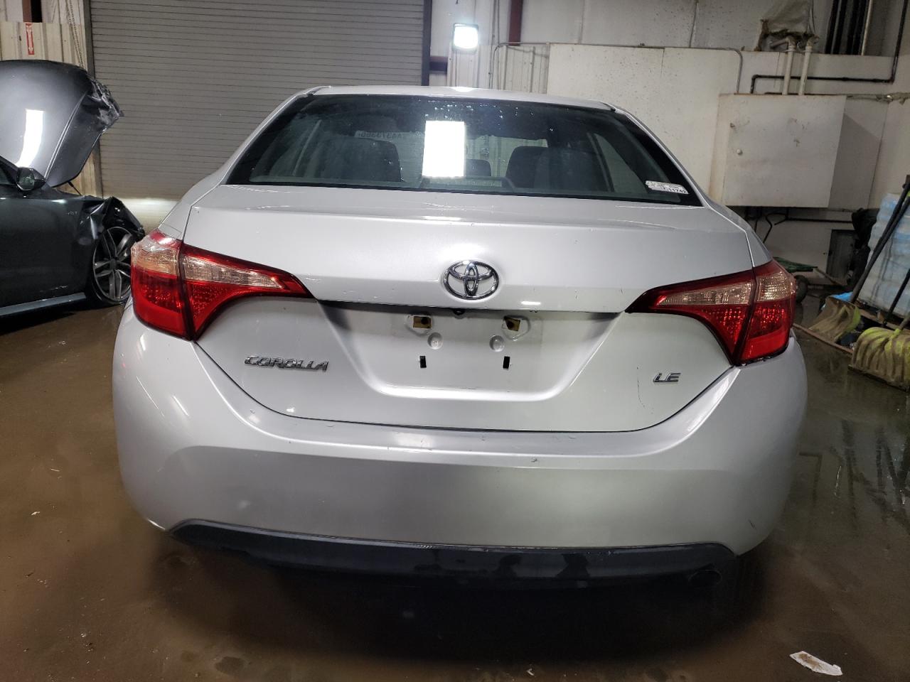 2018 Toyota Corolla VIN 2T1BURHE5JC071929 Copart auction photo, front end damage thumbnail 6
