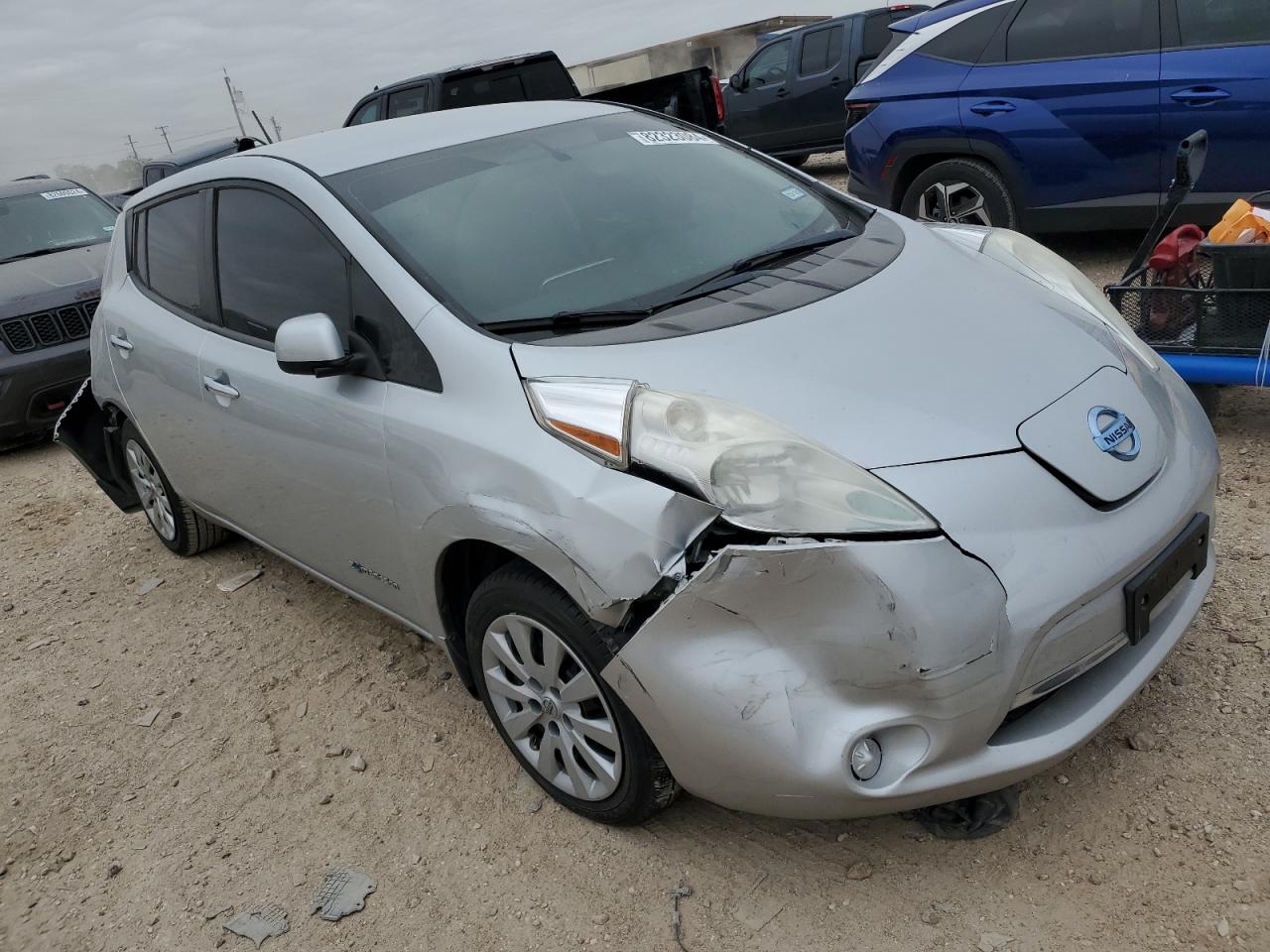 2016 Nissan Leaf VIN 1N4AZ0CP0GC309498 Copart auction photo, rear end / front end damage thumbnail 4