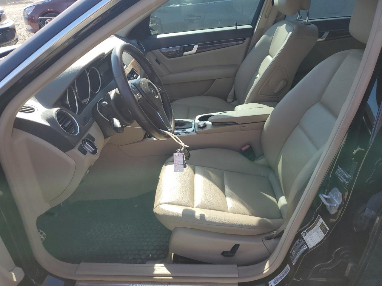 2012 Mercedes-Benz C-klasse VIN WDDGF4HB2CA609928 Copart auction photo, front end / undercarriage damage thumbnail 7