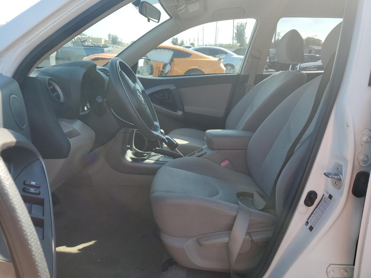 2006 Toyota RAV 4 VIN JTMZD33V465012944 Copart auction photo, undercarriage damage thumbnail 7