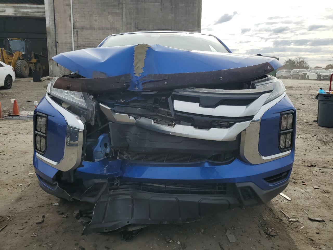 2020 Mitsubishi Outlander VIN JA4AR3AU3LU009473 Copart auction photo, front end / minor dent/scratches damage thumbnail 5