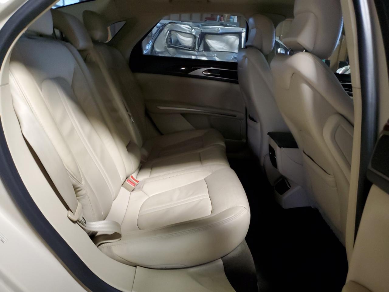 2014 Lincoln MKZ VIN 3LN6L2LU6ER826527 Copart auction photo, front end / minor dent/scratches damage thumbnail 10
