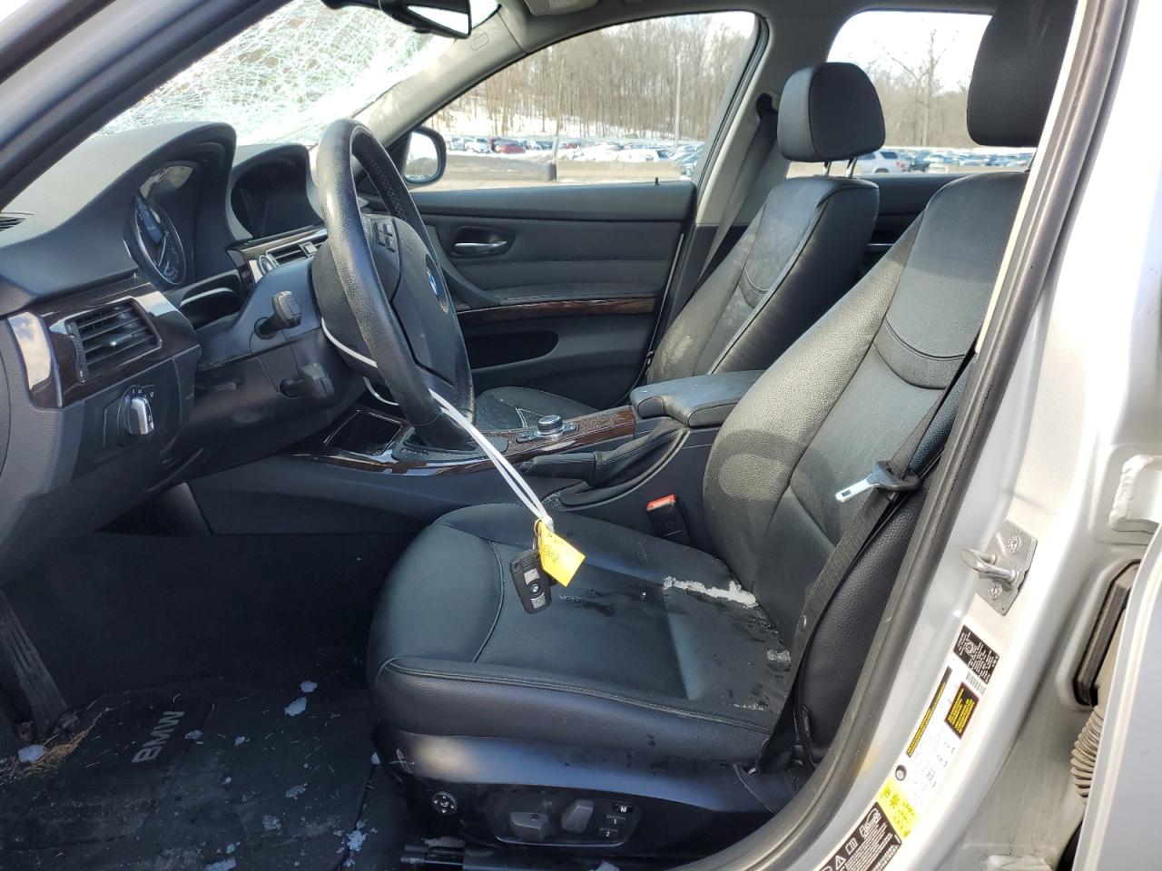 2011 BMW 3er VIN WBAPK5G50BNN30768 Copart auction photo, top/roof / minor dent/scratches damage thumbnail 7