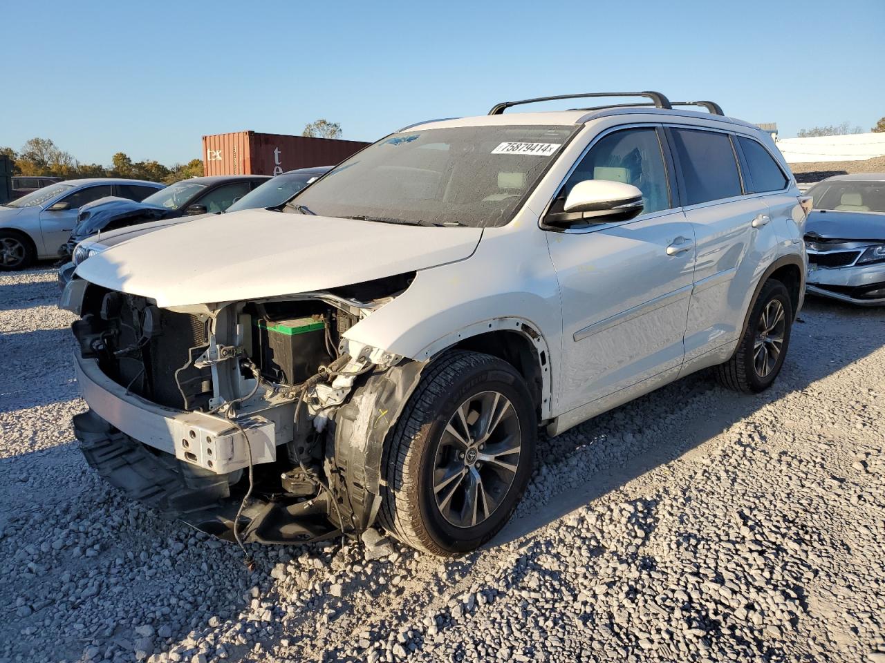 2016 Toyota Highlander VIN 5TDKKRFH8GS142236