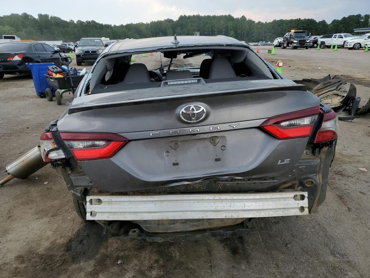 2022 Toyota Camry VIN 4T1C11AK2NU688868 Copart auction photo, all over damage thumbnail 6