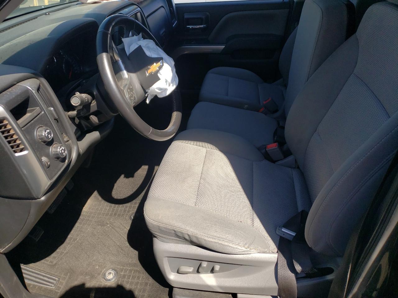 2018 Chevrolet Silverado VIN 3GCUKREC3JG118155 Copart auction photo, side / front end damage thumbnail 7