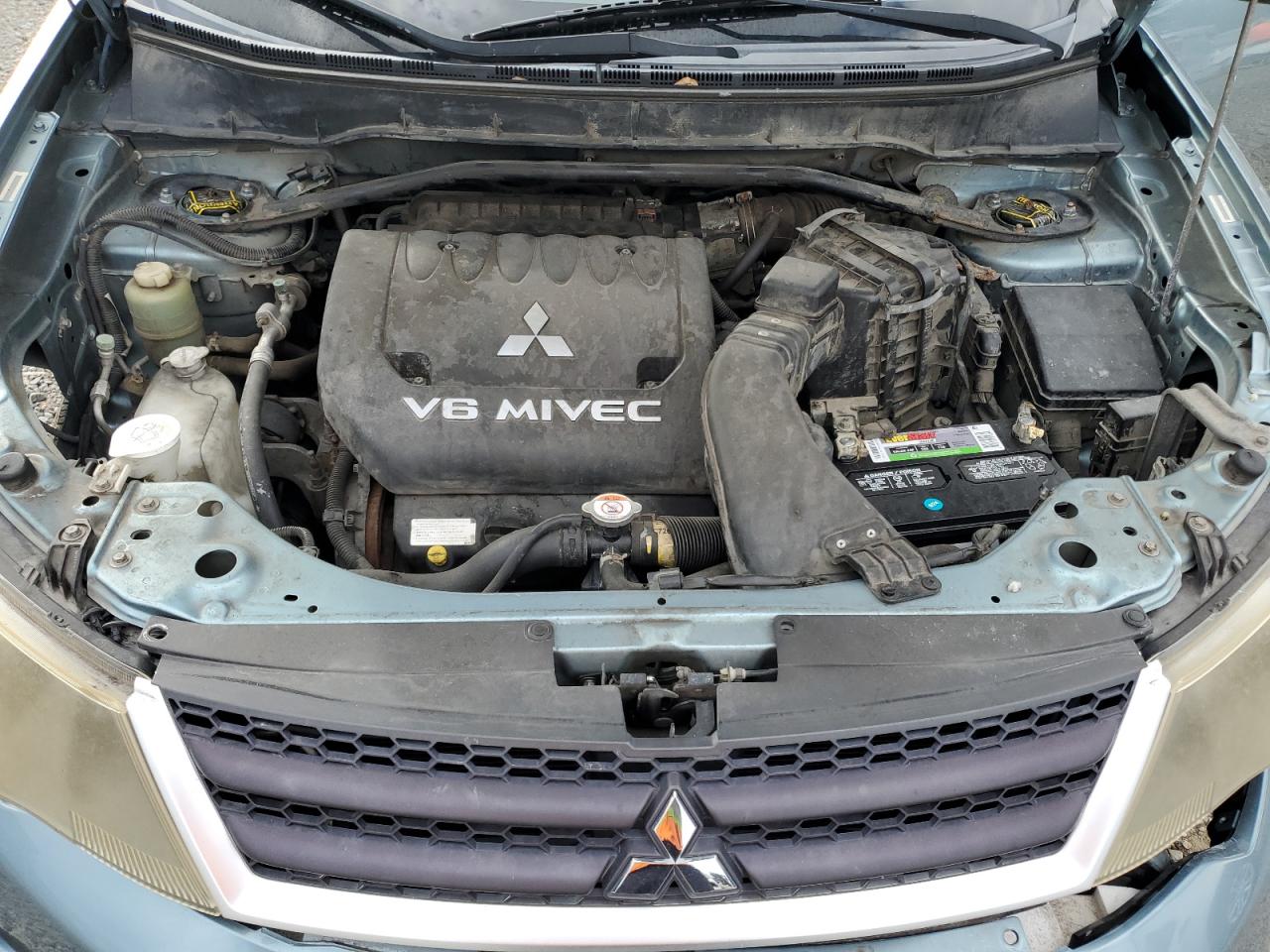 2007 Mitsubishi Outlander VIN JA4MT31X57U012695 Copart auction photo, side / front end damage thumbnail 12
