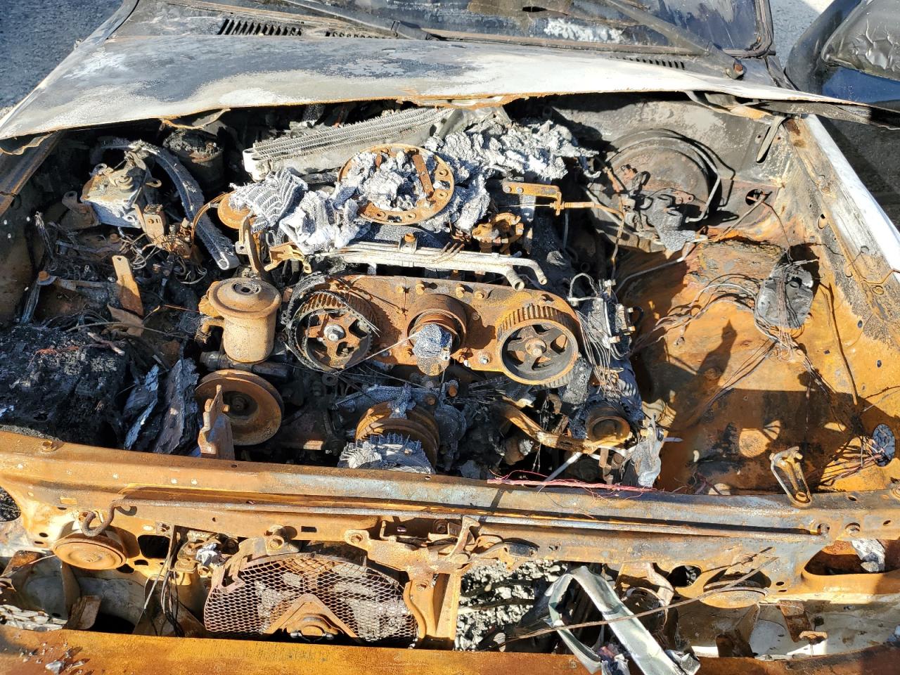 1995 Toyota 4Runner VIN JT3VN39W9S0210796 Copart auction photo, burn - engine damage thumbnail 12