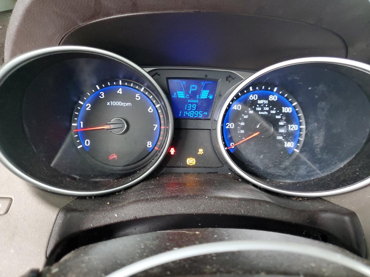 2011 Hyundai Tucson VIN KM8JU3AC1BU232097 Copart auction photo, side / front end damage thumbnail 9