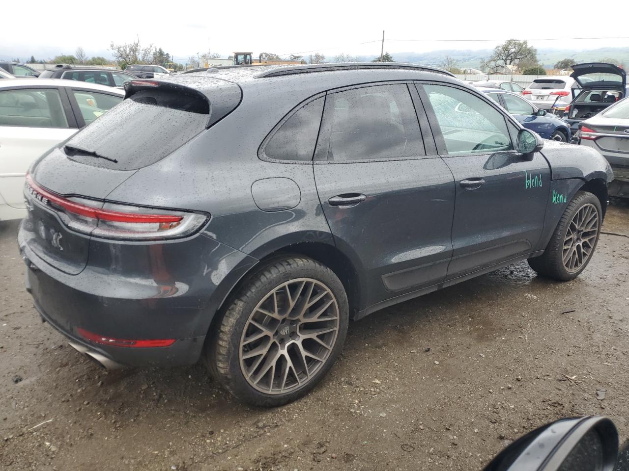 2019 Porsche Macan VIN WP1AB2A59KLB32257 Copart auction photo, front end damage thumbnail 3
