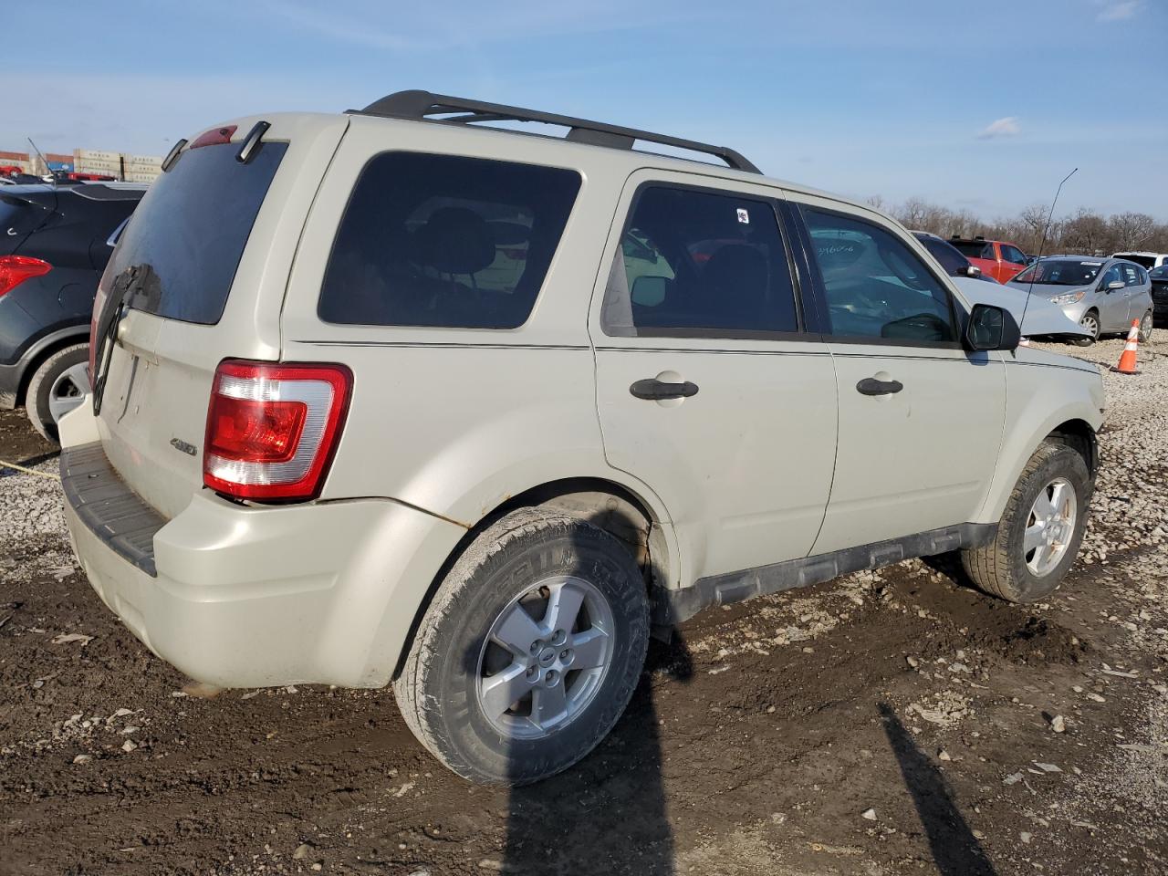 2009 Ford Escape VIN 1FMCU93G99KA22557 Copart auction photo, front end damage thumbnail 3